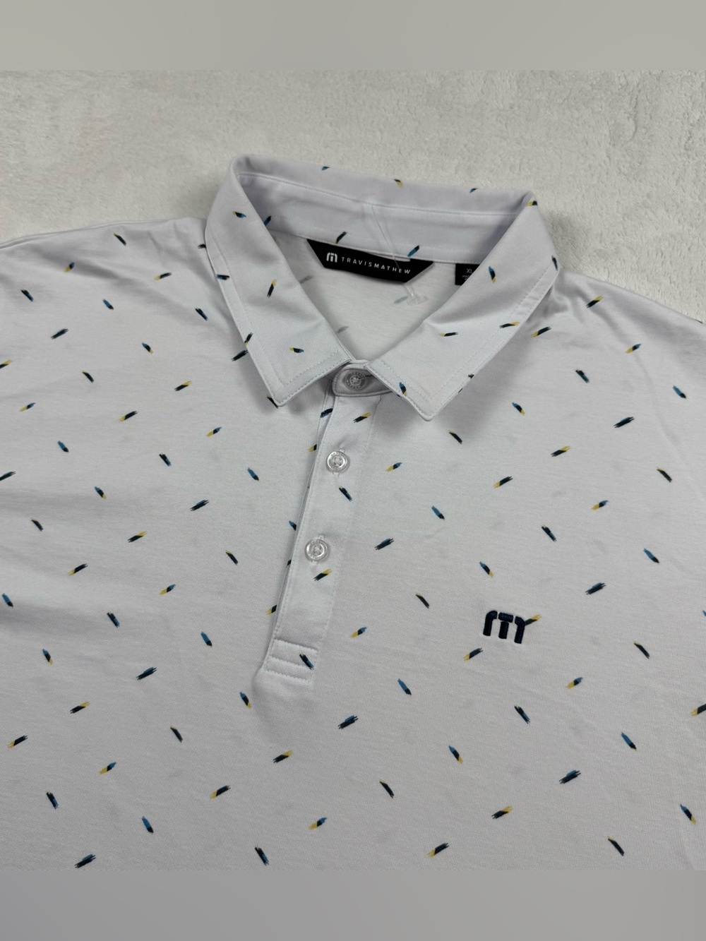 Travis Mathew Sun Dip polo shirt men’s size XL white geometric golf performance